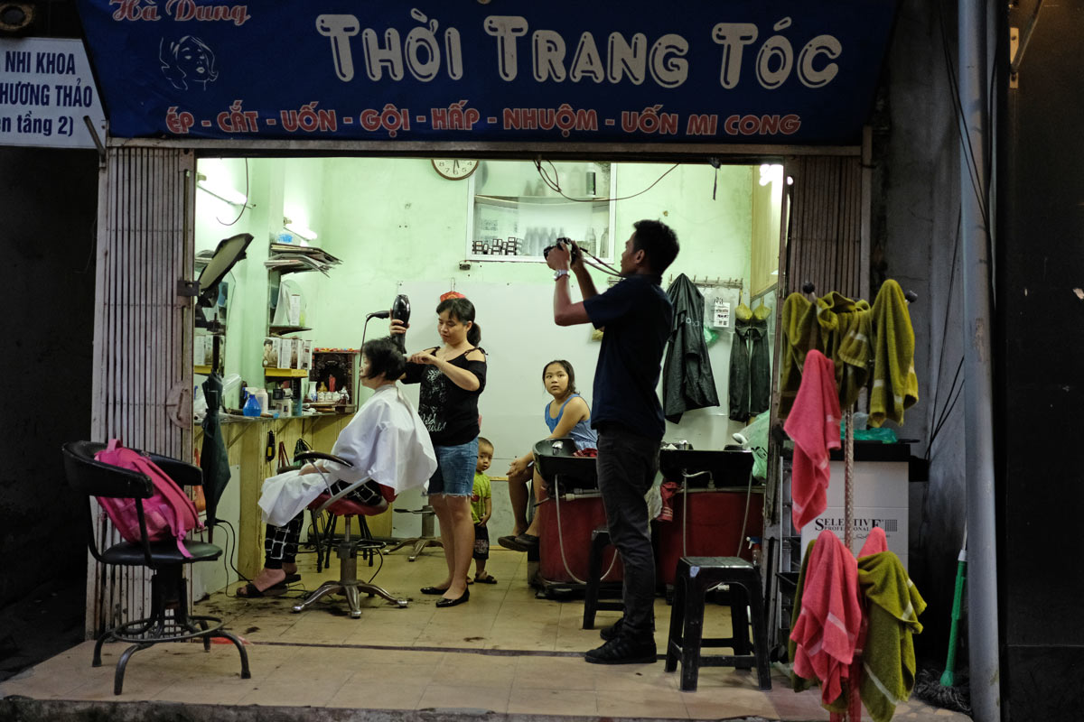 vietnam_hanoi_street_photography_workshop_maciej_dakowicz_003